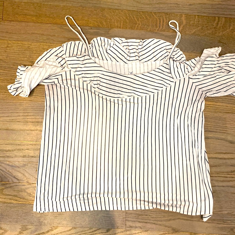 American Eagle Outfitters Top